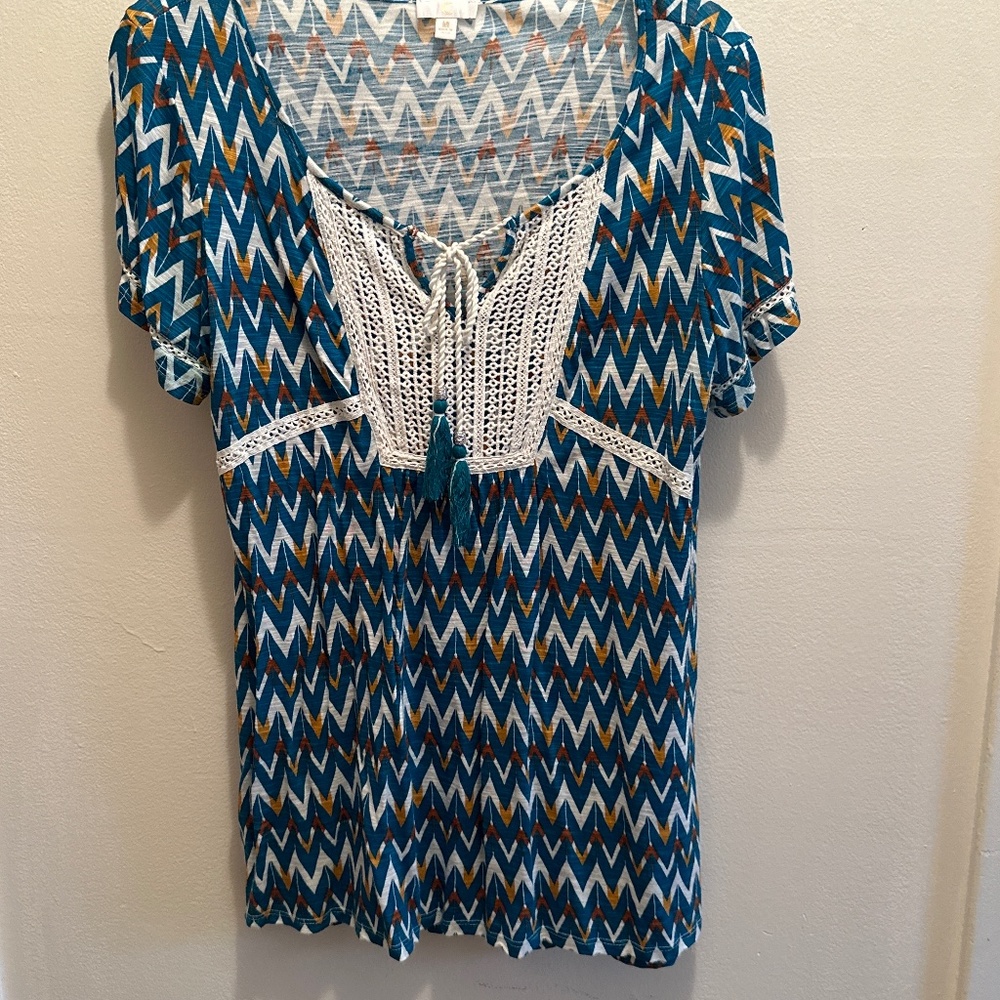 Zig zag top size medium by C